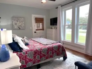 Stonecipher Manor, Livingston, Tennessee. House vacation rental/Southern charm/interior master bedroom main level